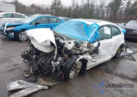 2013 Volkswagen Jetta 2.5L Sel from USA, damaged, VIN 3VWLP7AJ8DM446549